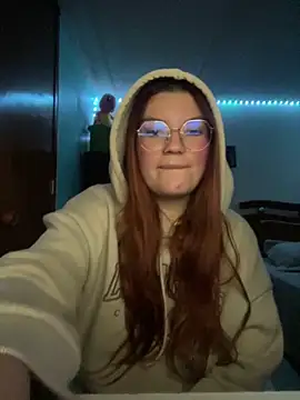 Snapshot of Vixroy7 chatting on 02.01.26 Vixroy7 online show from 02.01.26