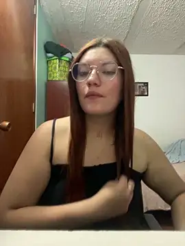 Snapshot of Vixroy7 chatting on 04.28.26 Vixroy7 online show from 04.28.26