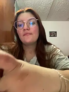 Snapshot of Vixroy7 chatting on 06.17.26 Vixroy7 online show from 06.17.26