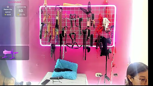 Slave Melany bdsm online show from 03.12.26