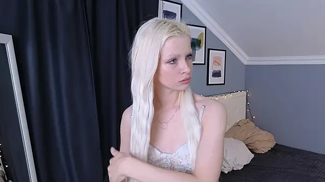 Naomi Demio online show from 03.15.26