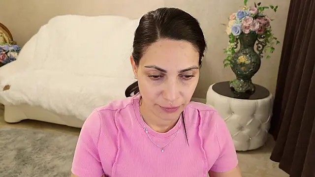 Snapshot of LovelyBeatrice chatting on 02.08.26 LovelyBeatrice online show from 02.08.26