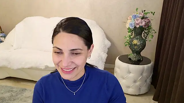 Snapshot of LovelyBeatrice chatting on 02.10.26 LovelyBeatrice online show from 02.10.26