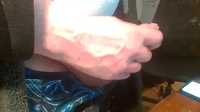 Snapshot of ludowrss chatting on 02.28.26 ludowrss online show from 02.28.26