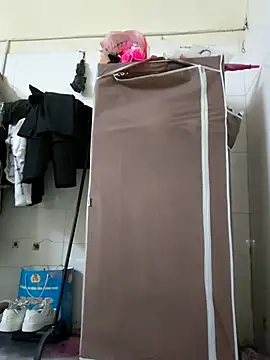 Pinks cool online show from 03.12.26