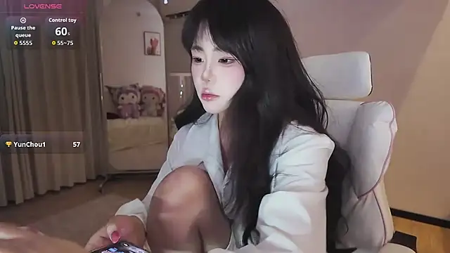 Jolie-22 online show from 05.07.26