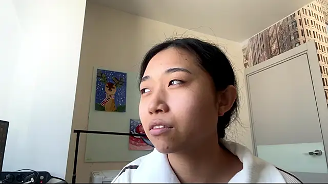 SweetMiaXO online show from 02.12.26