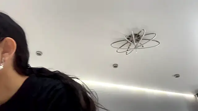 SweetMiaXO online show from 03.30.26