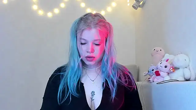 Lulu Di online show from 05.17.26