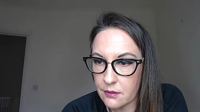Snapshot of PsychicDominatrix chatting on 01.19.26 PsychicDominatrix online show from 01.19.26