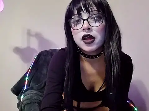 k1ttycl0wn online show from 01.19.26