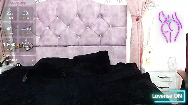 Esmeralda-18 online show from 02.10.26