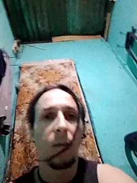 Snapshot of AxelFrost chatting on 02.11.26 AxelFrost online show from 02.11.26