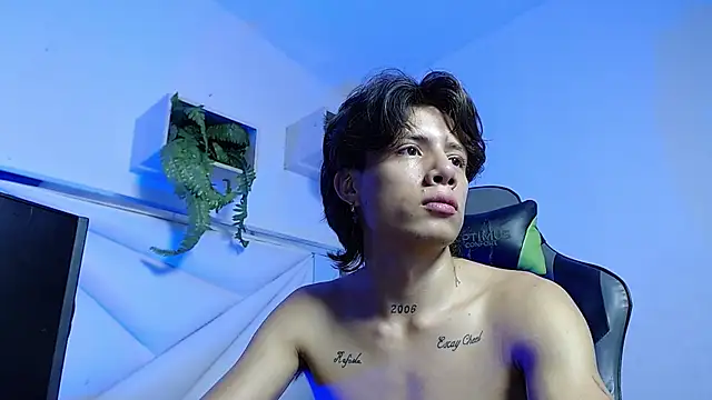 Snapshot of Didi_hard chatting on 03.08.26 Didi hard online show from 03.08.26