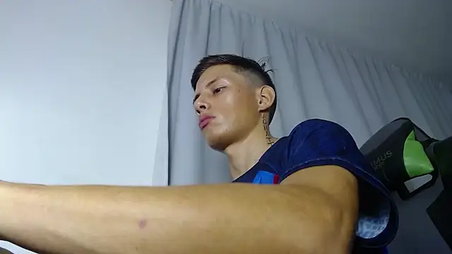 Snapshot of Didi_hard chatting on 04.01.26 Didi hard online show from 04.01.26