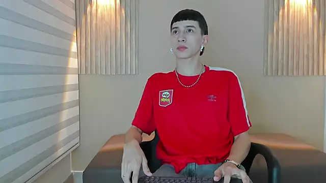 lian cameron online show from 02.14.26