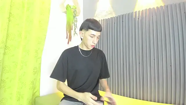 lian cameron online show from 03.03.26