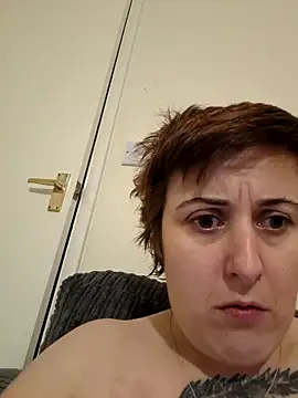 Tiara XOX online show from 02.24.26