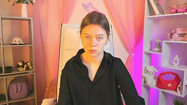 Snapshot of CelestineMauriac chatting on 02.28.26 CelestineMauriac online show from 02.28.26