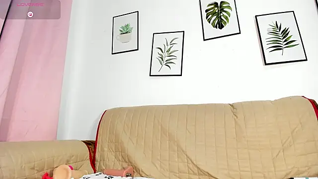 DomenicaW online show from 02.10.26