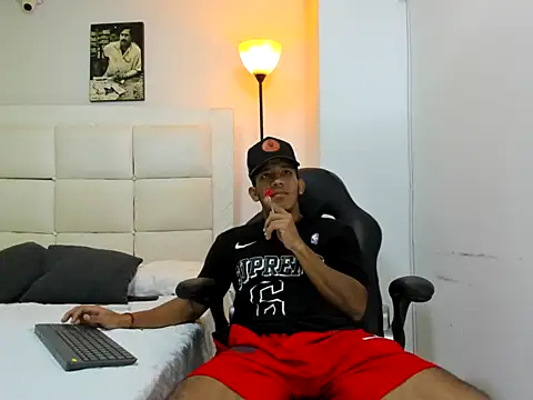 Snapshot of ricky_spensar23cm_ chatting on 02.21.26 ricky spensar23cm online show from 02.21.26