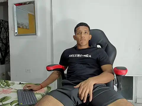 Snapshot of ricky_spensar23cm_ chatting on 02.27.26 ricky spensar23cm online show from 02.27.26