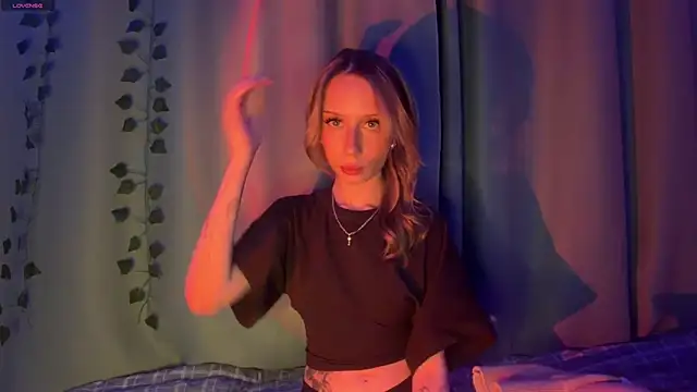 DellaCampbell online show from 04.09.26