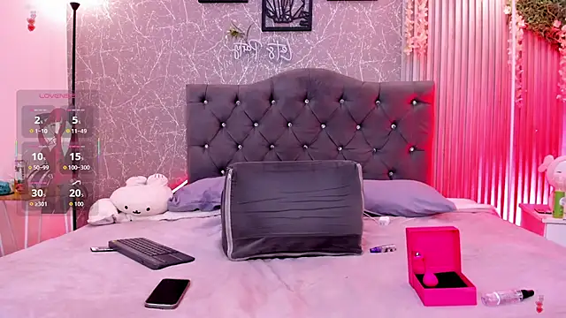 lana gill1 online show from 04.04.26