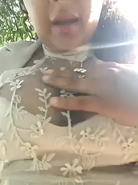 Adina Skaly online show from 04.17.26