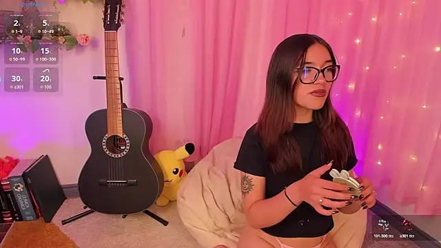 MaJo Prettty online show from 05.19.26