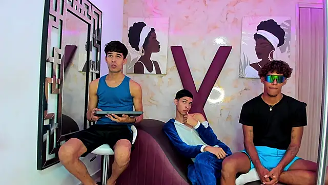 Snapshot of PRETTY_COCK1 chatting on 02.06.26 PRETTY COCK1 online show from 02.06.26