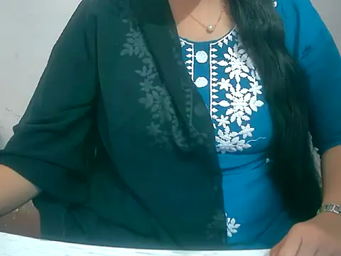 Cute Aliyaa online show from 03.04.26