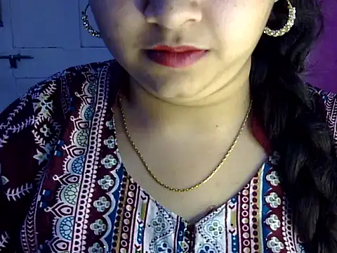 Cute Aliyaa online show from 07.18.26