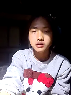 Hoa-tuylip online show from 03.06.26