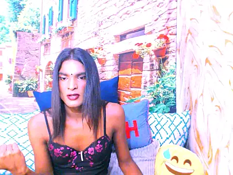 Snapshot of spicybarbie chatting on 02.20.26 spicybarbie online show from 02.20.26