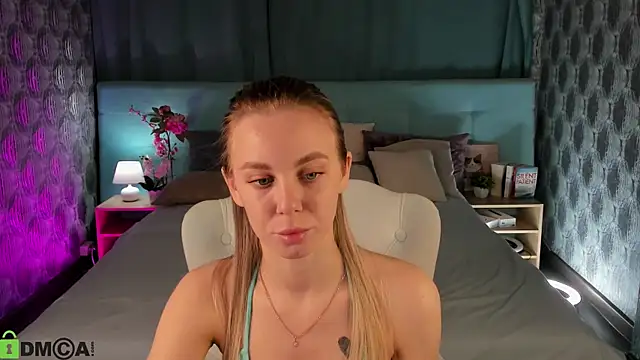 Tesssa Young online show from 04.04.26