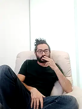 Snapshot of Batou1683 chatting on 02.06.26 Batou1683 online show from 02.06.26