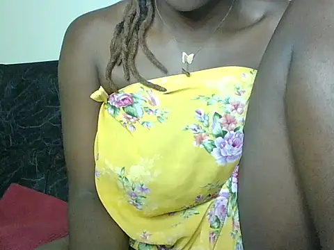 Snapshot of Rilaveta064 chatting on 02.02.26 Rilaveta064 online show from 02.02.26