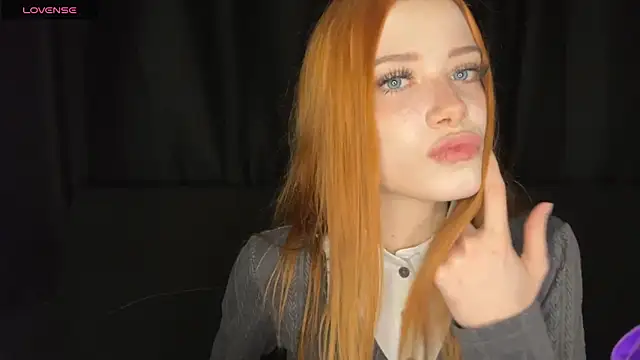 Snapshot of Kiralovessto chatting on 03.08.26 Kiralovessto online show from 03.08.26