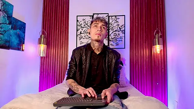 Max Hader online show from 03.03.26