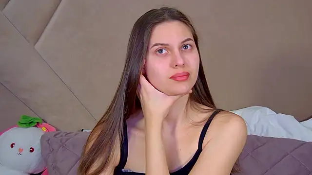 AliceVersal online show from 02.05.26