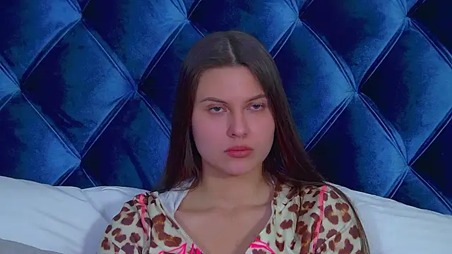 AliceVersal online show from 03.05.26