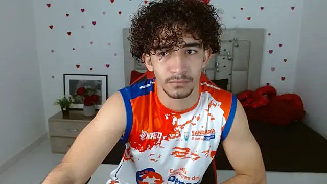 Caius fox online show from 03.15.26