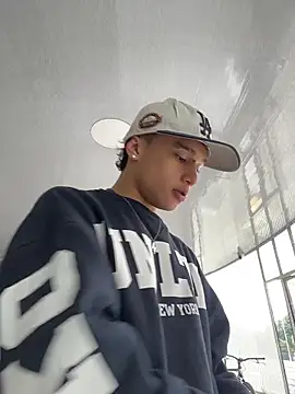 Dominik Souza online show from 04.07.26