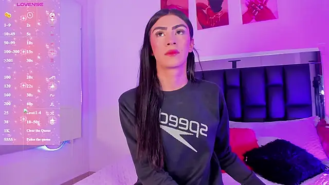 Isabella Moon9 online show from 02.18.26