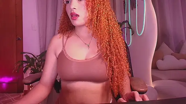 Snapshot of _lindapynk_ chatting on 02.13.26 lindapynk online show from 02.13.26