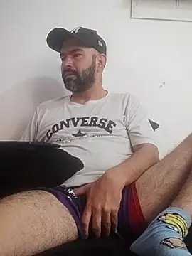 hairyandbigmann online show from 02.02.26