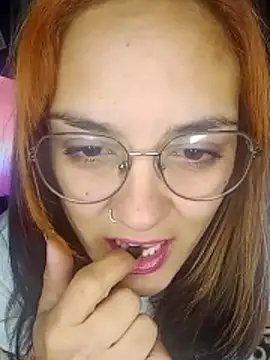 Snapshot of kuramaqueen chatting on 06.10.26 kuramaqueen online show from 06.10.26