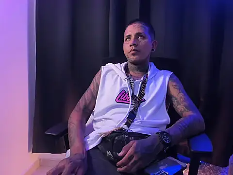 blackout9703 online show from 04.20.26