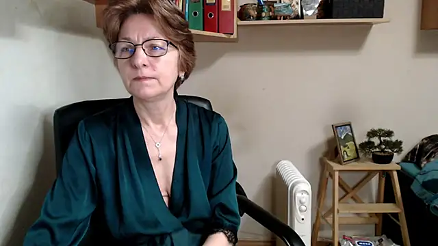 Snapshot of katemodel chatting on 02.01.26 katemodel online show from 02.01.26